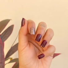 Load image into Gallery viewer, Buddy Jelly Trends Premium Designer 24pcs Stick-on Nails set, with Easy Glue Tab application, Nails are Reusable & Unbreakable (W1199)