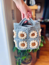 Load image into Gallery viewer, Modern Crochet Cotton Handmade bag, Cotton Shoulder bag Reusable Bag Crochet Purse Market Bag