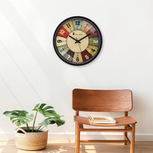 Load image into Gallery viewer, Solimo 12-inch Plastic & Glass Analog Wall Clock - Classic Roulette (Silent Movement, Black Frame)