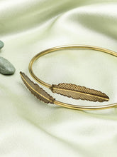 Load image into Gallery viewer, El Regalo Antique Gold Bohemian Feather Leaf Brass Armlet for Women & Girls – Adjustable Upper Arm Cuff Bracelet, Tribal Boho Style Statement Jewelry