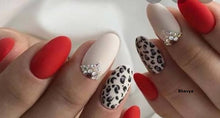Load image into Gallery viewer, Premium Dual Color Animal and Stone Art Readymade/Ready to wear Soak off Gel Nail Art Artificial/Fake Press On Nails for Girls and Women
