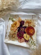 Load image into Gallery viewer, Floral Preservation |Garland Floral Preservation | Wedding Invitation Card Floral Preservation | Wedding Floral Preservation | Resin Floral Preservation | Bridal Bouquet Preservation | Resin Floral Block | Custom Bouquet Preservation