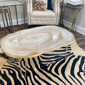 Load image into Gallery viewer, Luxury Resin geode coffee table, white and gold decorative table with gold hairpin legs.