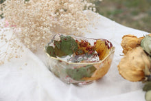 Load image into Gallery viewer, Custom Floral Resin Bowl: Wedding & Memorial Flower Preservation, Real flower and leaves preserved in resin bowl