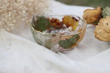 Load image into Gallery viewer, Custom Floral Resin Bowl: Wedding & Memorial Flower Preservation, Real flower and leaves preserved in resin bowl