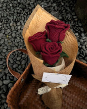 Load image into Gallery viewer, Custom Crochet Rose Bouquet : Gift for Her, Valentine’s Day, Anniversary, Birthday, Christmas, proposal