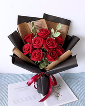 Load image into Gallery viewer, Custom Crochet Rose Bouquet : Gift for Her, Valentine’s Day, Anniversary, Birthday, Christmas, proposal