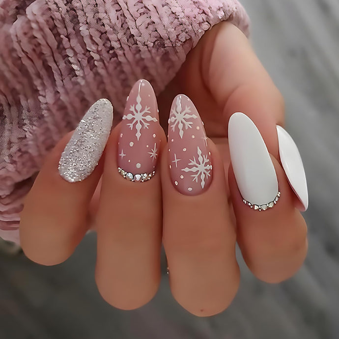 Christmas Design White Shade Premium Press On Nails / False Nails / Ready to Wear Nails / Glue on Nails For Girls and Women - 14 Pcs