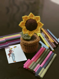 Handmade Crochet Flower Set - Sunflowers & Daisies Knitted Potted Plants for Car Dash, Table, and Home Decoration – Pack of 1