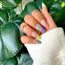 Load image into Gallery viewer, Buddy Jelly Trends 24pcs Stick-on Nails set, with Easy Glue Tab application, Nails are Reusable &amp; Unbreakable (AD13716)
