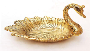 Prince Home Decor & Gifts Metal Solid Tray Bowl (19 X 9 X 10 Cm, Gold), 1 liter