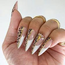 Load image into Gallery viewer, Premium Dual Color Animal and Stone Art Readymade/Ready to wear Soak off Gel Nail Art Artificial/Fake Press On Nails for Girls and Women
