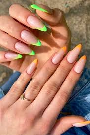 Fluorescent / Neon French Tips Readymade Nail Art Artificial Nails for Girls and Women