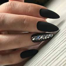 Black pointed Readymade Nail Art Artificial/Fake Press on Nails for Girls and Women