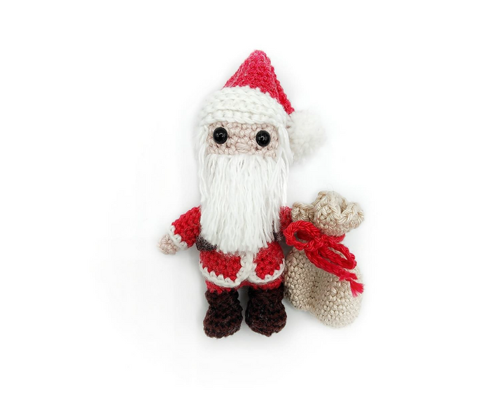 Bhavya's Crocheted Santa Making DIY Crochet Kit, Crochet Material Kit with Yarn, Crochet Needles, Tools & Accessories, Crochet Kit Starter, Crochet Beginners Kit, Crochet Tutorial, Yarn Craft Kits for Adults, Handmade Craft