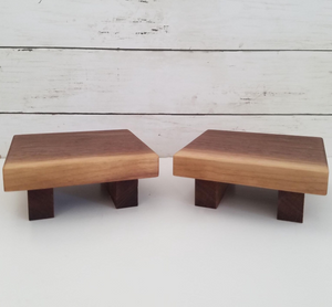 Small Walnut Wood Square Risers for Plants, Candles and Collectibles (Set of 2), Wooden handmade Small Paata