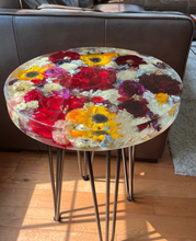 Load image into Gallery viewer, Flower Preserved Resin Side Table, Table with flowers Preserved , Custom flower Side Table, Bridal Flower Table , Resin Side Table, Real Flower Side Table

