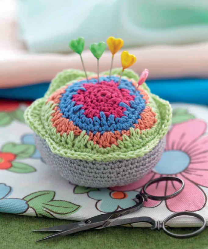 Bhavya's Flower Pin Cushion Making DIY Crochet Kit, Crochet Material Kit with Yarn, Crochet Needles, Tools & Accessories, Crochet Kit Starter, Crochet Beginners Kit, Crochet Tutorial, Yarn Craft Kits for Adults