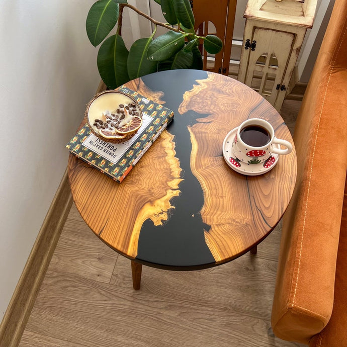 Round Live Edge Black Resin Side Table made with Oleaster Wood, Small Coffee Table, End Table with Wooden Tapered Legs, Matte Finish