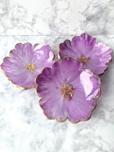 Load image into Gallery viewer, Floral Resin Trinket Bowl, Small Jewelry Dish, Home Decor Gift , Resin Bowl - Pack of 4
