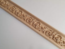 Load image into Gallery viewer, Wood Wall Molding: Acanthus Leaf Scroll Design (5 Feet)
