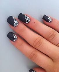 Ready Nail art Press On Nails Black and white