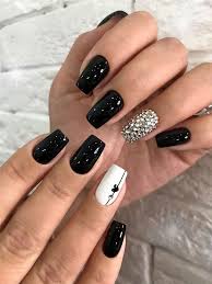 Premium Black & White Party Wear Readymade Nail Art Artificial Nails for Girls and Women