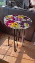Load and play video in Gallery viewer, Flower Preserved Resin Side Table, Table with flowers Preserved , Custom flower Side Table, Bridal Flower Table , Resin Side Table, Real Flower Side Table
