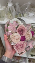 Load and play video in Gallery viewer, Resin Preserved Flowers in Heart Shape, for Home Decor, Gift for Him and Her, Valentine Gift
