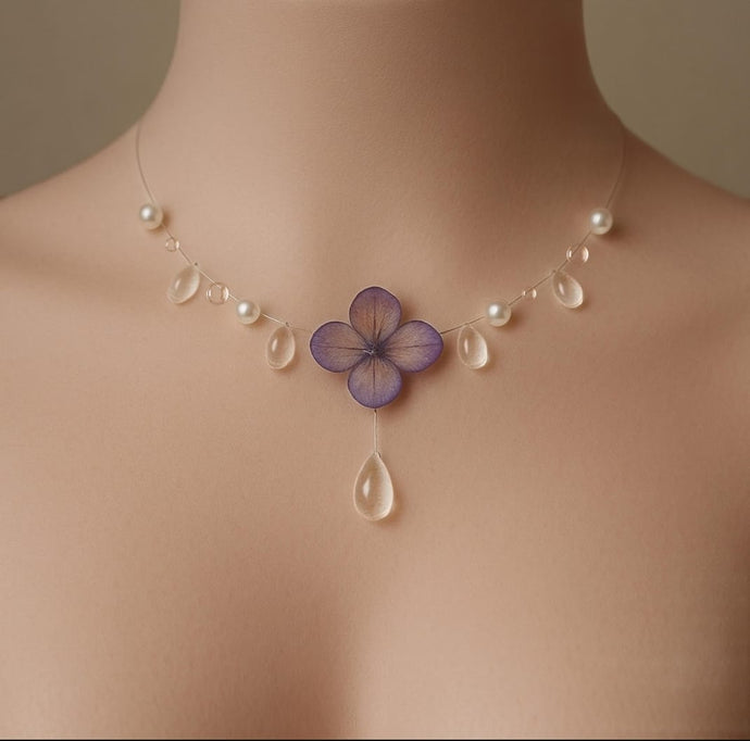 Resin Flower Preserved Necklace , Floating Flower Resin Necklace – Real Pressed Flower Choker with Water Drop Resin & Pearls on Invisible Wire, Royal Queen Necklace