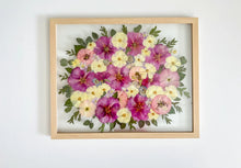 Load image into Gallery viewer, Resin pressed flowers Preserved frame, epoxy flower frame , real flower frames
