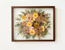 Load image into Gallery viewer, Resin pressed flowers Preserved frame, epoxy flower frame , real flower frames
