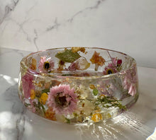 Load image into Gallery viewer, Epoxy Flower Preserved Bowl, Resin Flower Preserved Bowl, Epoxy / Resin Bowl, Premium Handmade Home accessories
